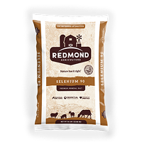 A 25-pound bag of Selenium 90 mineral for cattle.